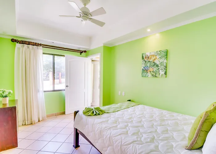Bright 3Br Sunrise Resort 2Nd-Floor | Balcony