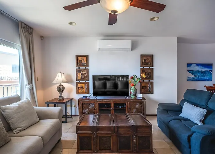 Relaxing 3Br Ocean-View Condo | 2 Balconies