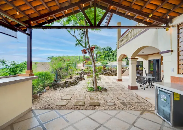 Private Pool, Mtn-View! 3Br Playas Coco Home
